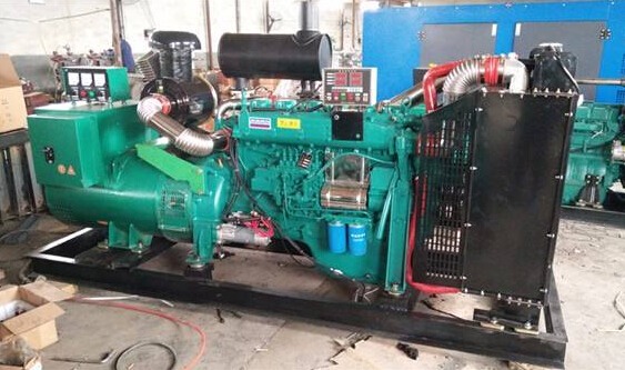 鞍山潍柴二手发电机大型柴油发电机组